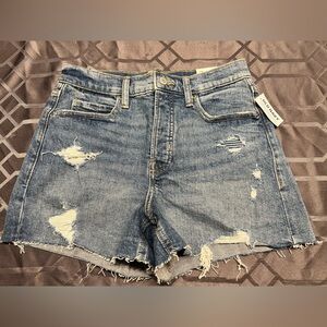 Old Navy Higher High Rise Sky Hi A-Line 3” Inseam Jean Shorts Size 6 New